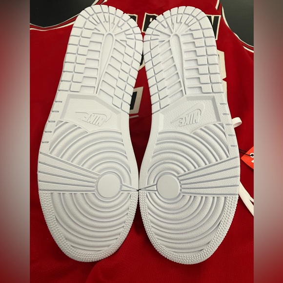 Nike Air Jordan 1 Mid White University Red Sneakers - Brand New Shoes - Picture 11 of 13